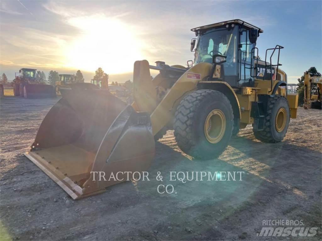 CAT 962M Carregadeiras de rodas
