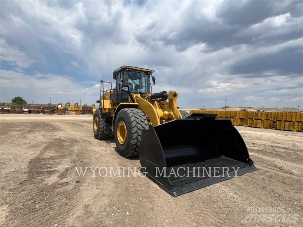 CAT 966 Carregadeiras de rodas