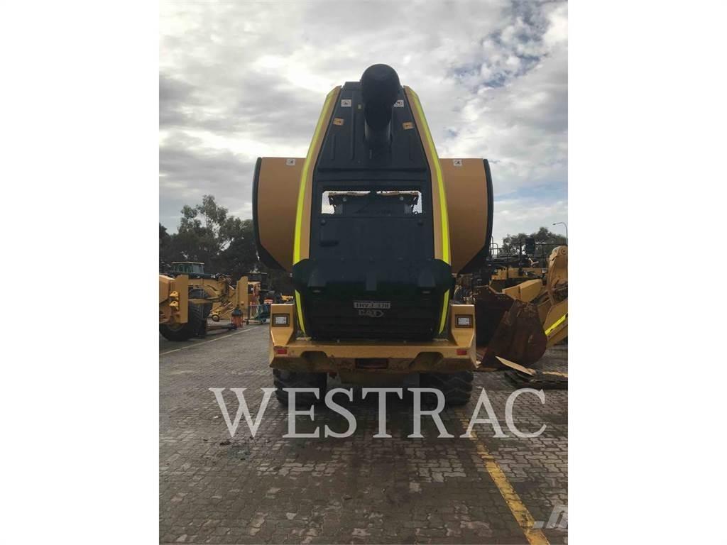 CAT 966 Carregadeiras de rodas