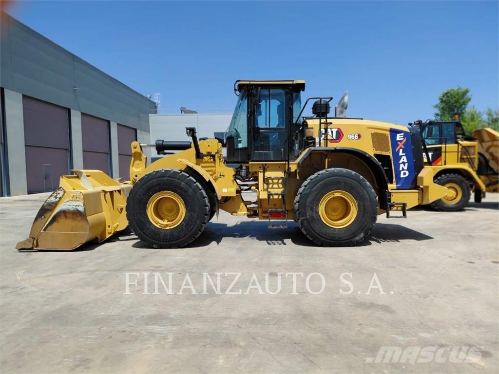 CAT 966 Carregadeiras de rodas