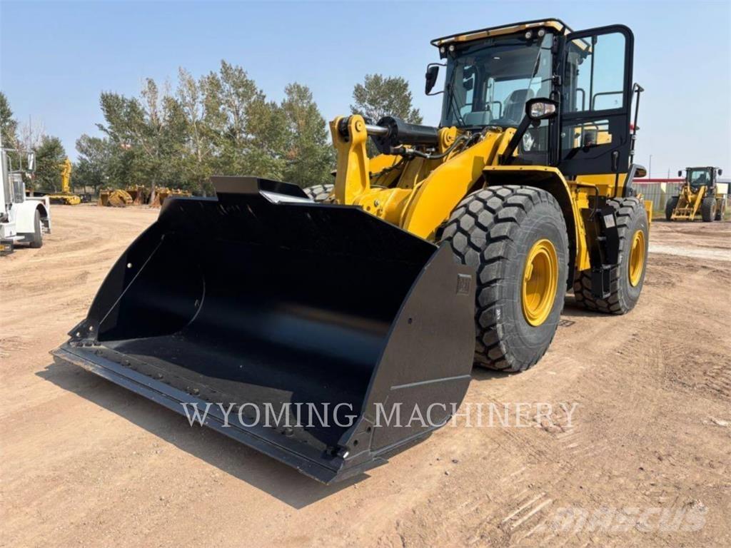 CAT 966 Carregadeiras de rodas