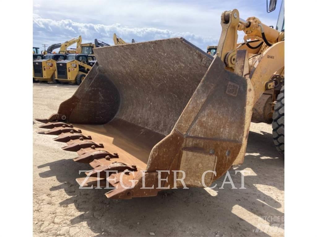 CAT 966G Carregadeiras de rodas