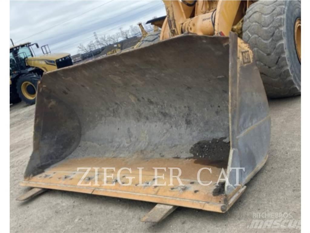 CAT 966G Carregadeiras de rodas