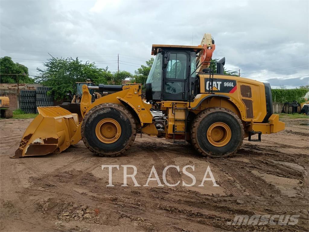 CAT 966L Carregadeiras de rodas