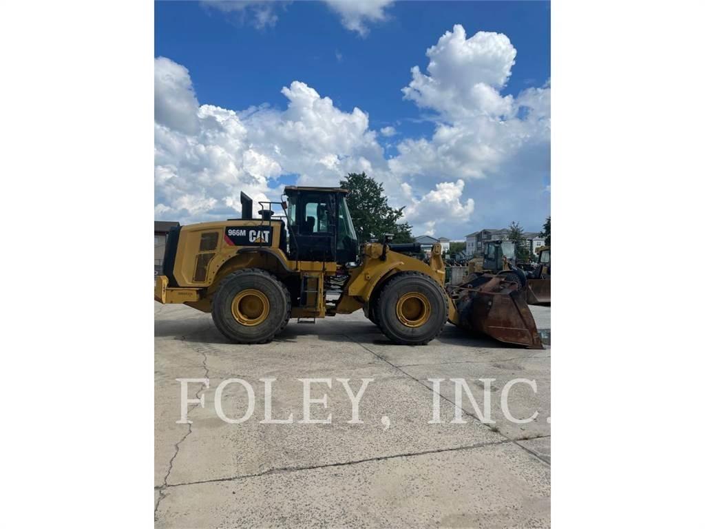 CAT 966M Carregadeiras de rodas