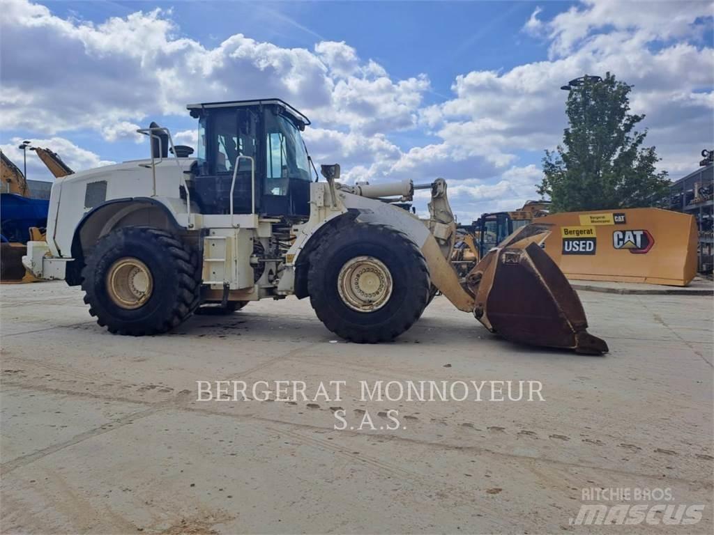 CAT 966M Carregadeiras de rodas