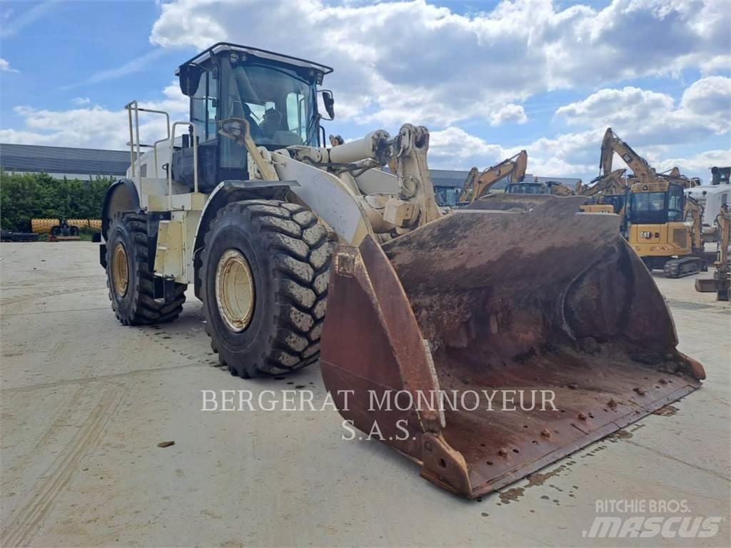 CAT 966M Carregadeiras de rodas
