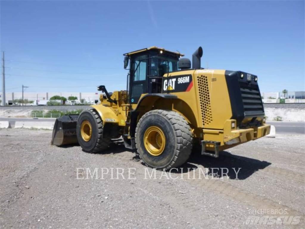 CAT 966M Carregadeiras de rodas