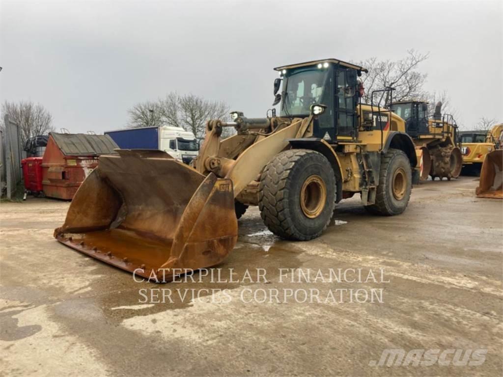 CAT 966M Carregadeiras de rodas