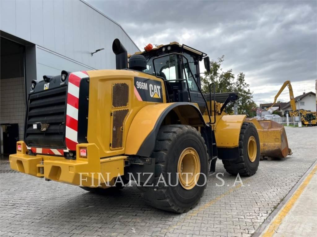 CAT 966M Carregadeiras de rodas