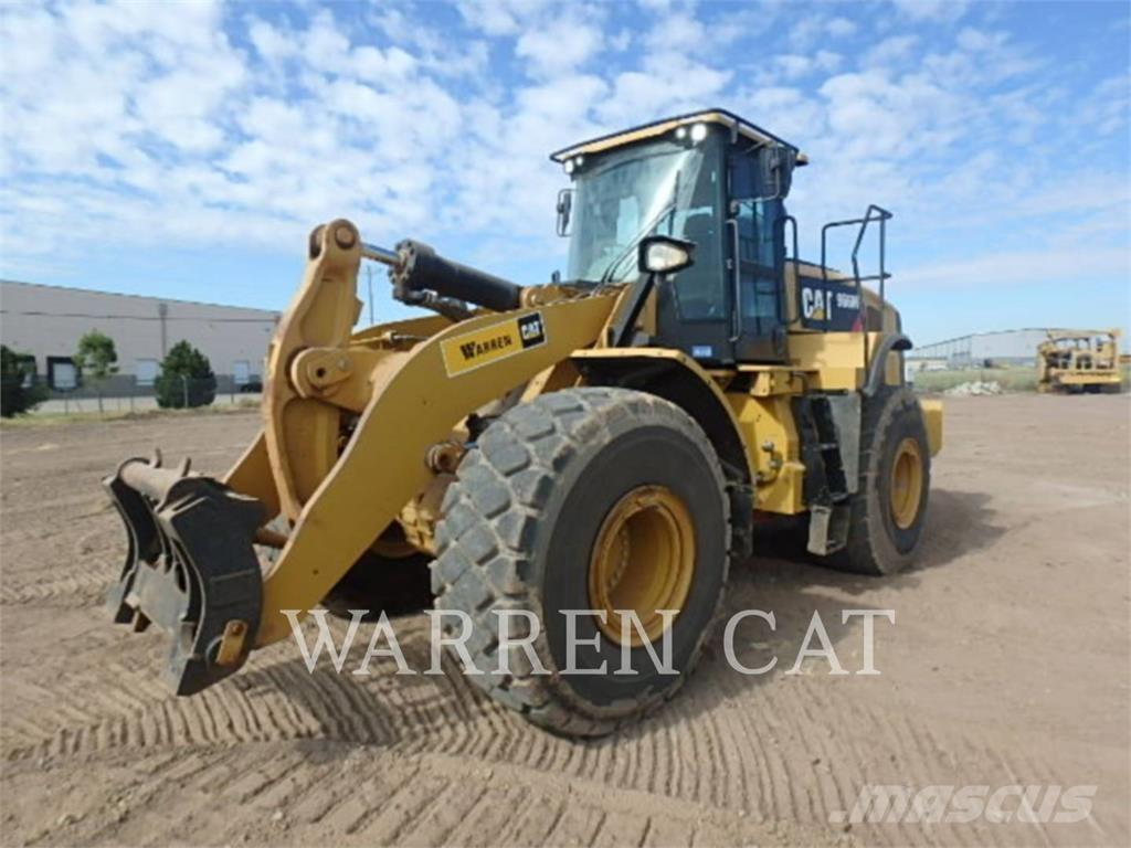 CAT 966M Carregadeiras de rodas