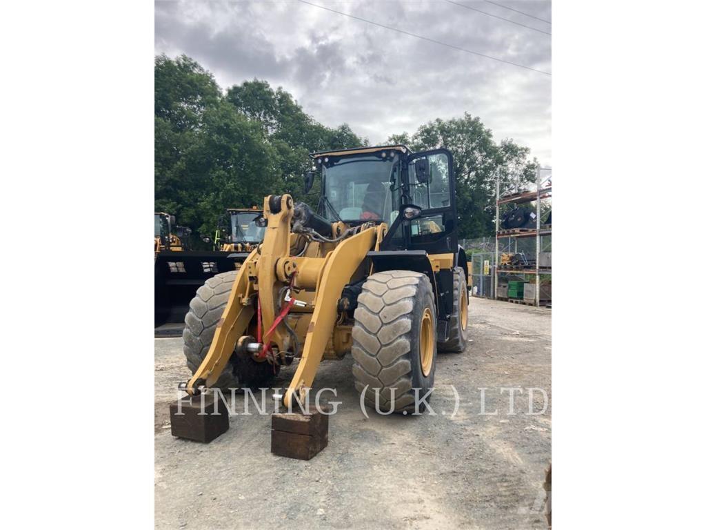 CAT 966M Carregadeiras de rodas