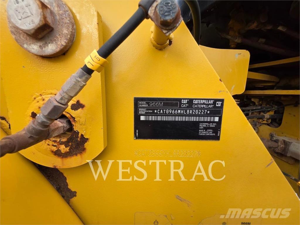 CAT 966M Carregadeiras de rodas