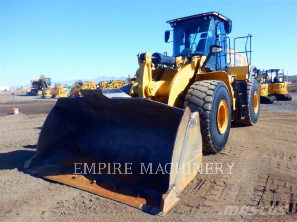 CAT 966M Carregadeiras de rodas