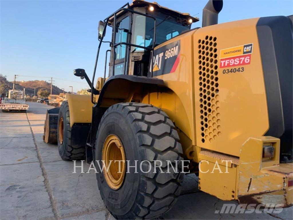 CAT 966M Carregadeiras de rodas