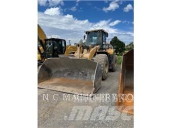 CAT 966M Carregadeiras de rodas