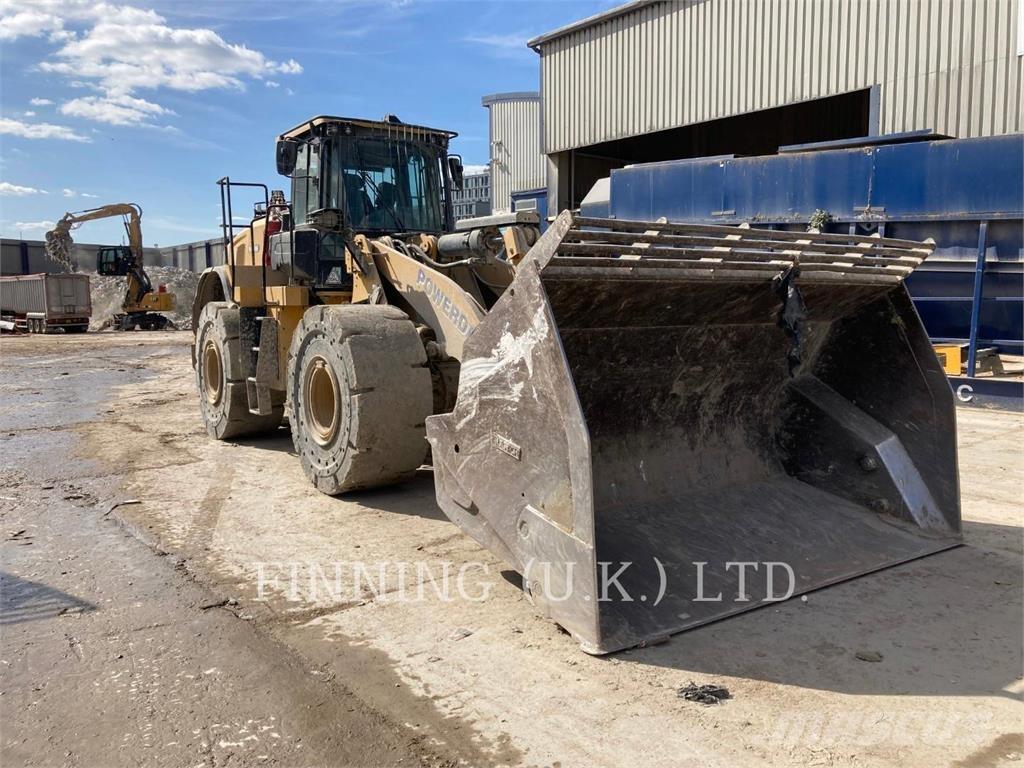 CAT 966M HL Carregadeiras de rodas