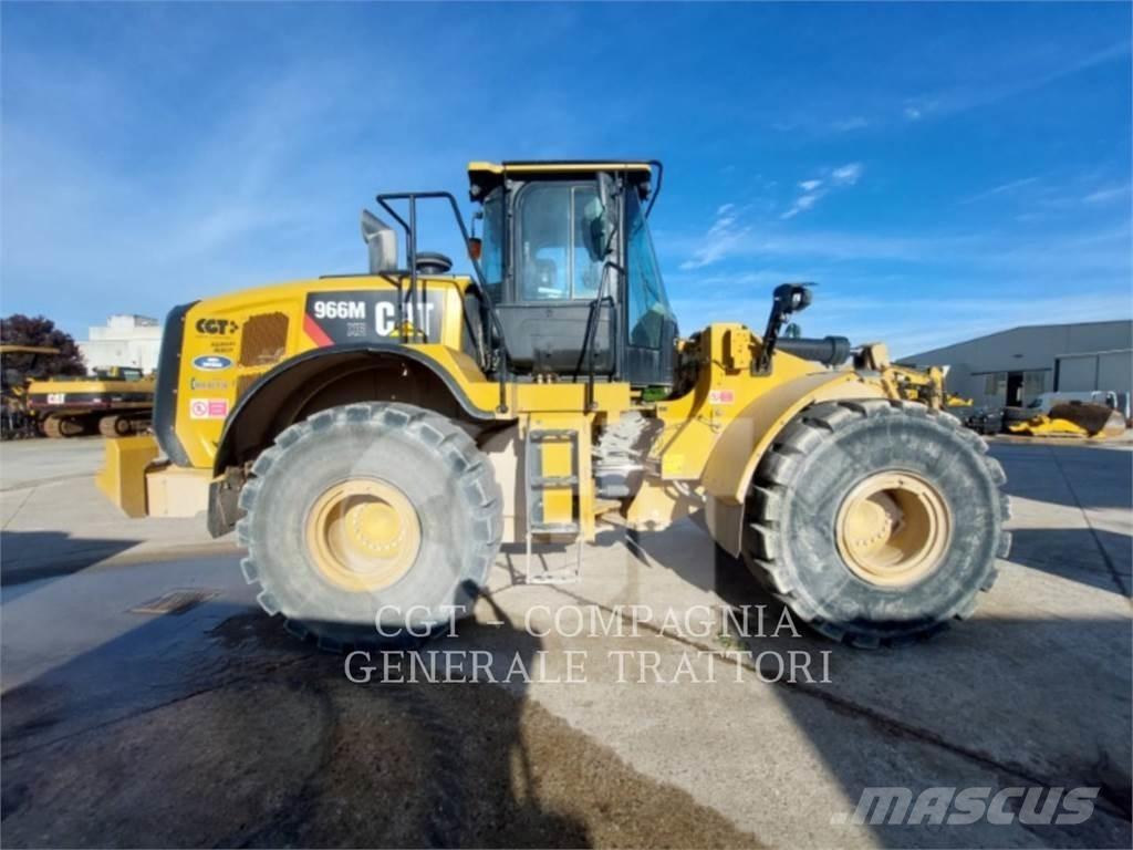 CAT 966M XE Carregadeiras de rodas