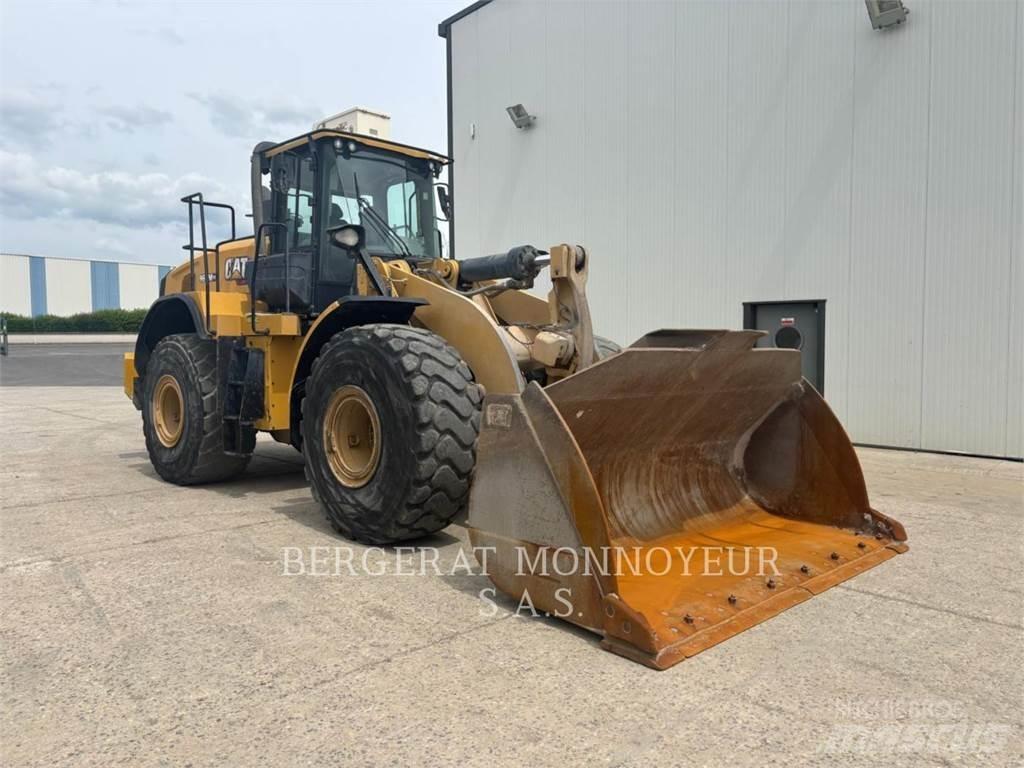 CAT 966M XE Carregadeiras de rodas