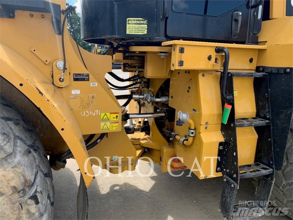 CAT 972M Carregadeiras de rodas