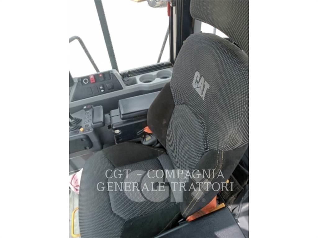 CAT 972M Carregadeiras de rodas