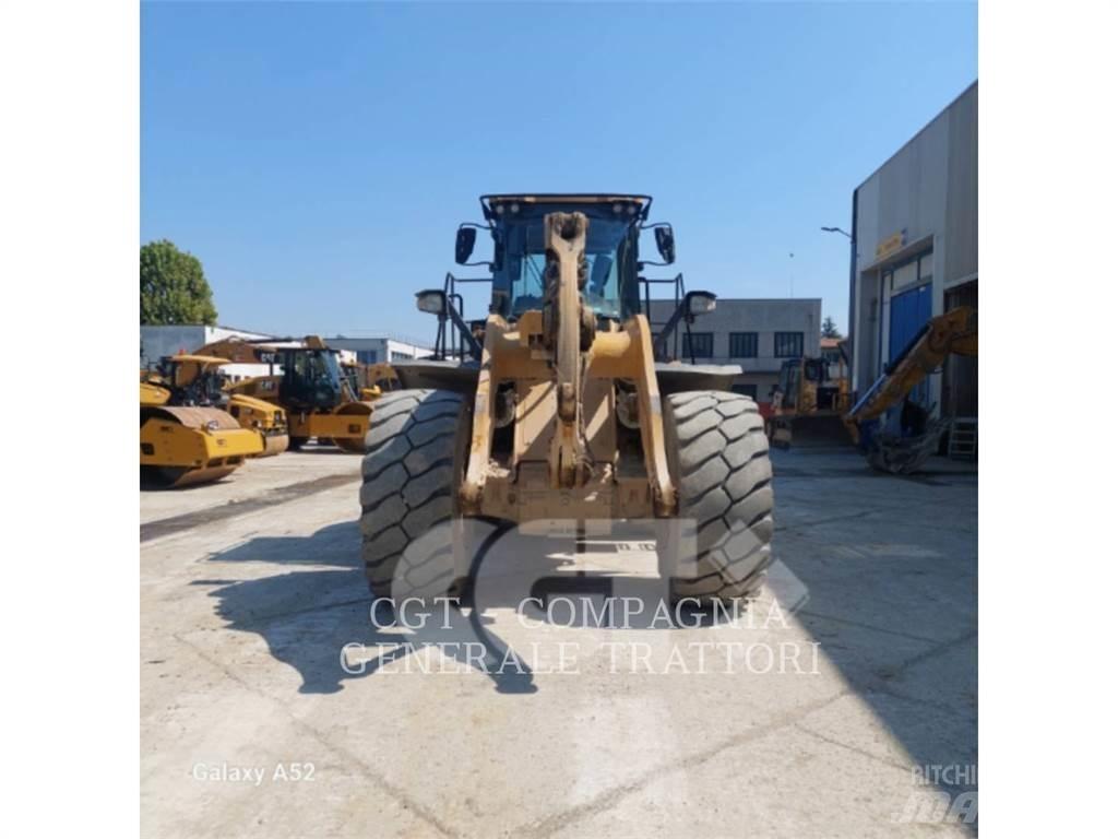 CAT 972M Carregadeiras de rodas