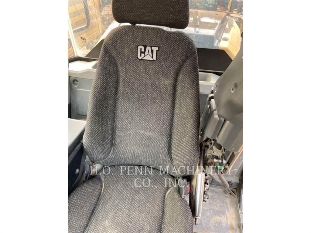 CAT 972M Carregadeiras de rodas