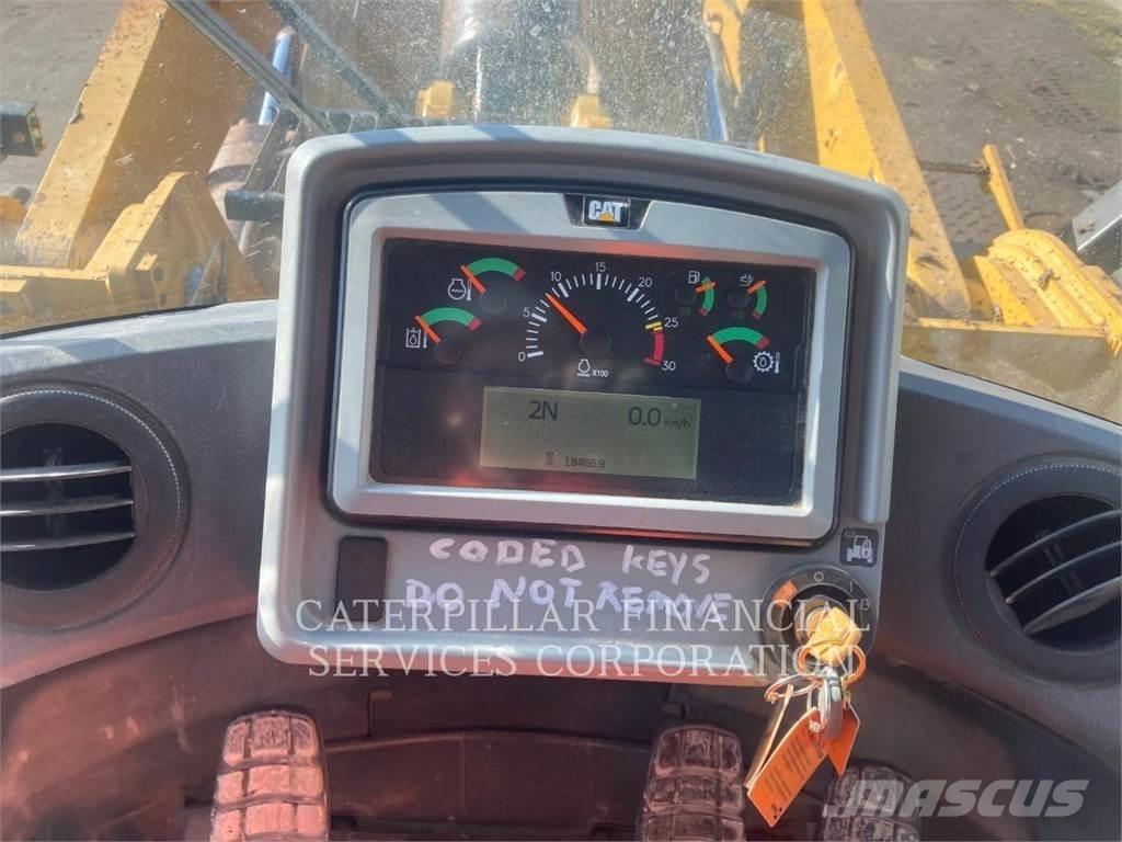 CAT 972M Carregadeiras de rodas