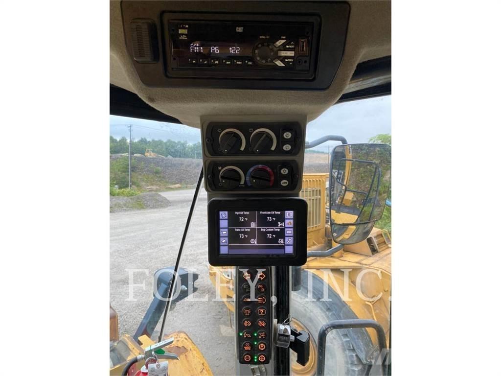 CAT 972M Carregadeiras de rodas