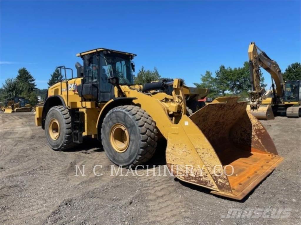 CAT 972M Carregadeiras de rodas