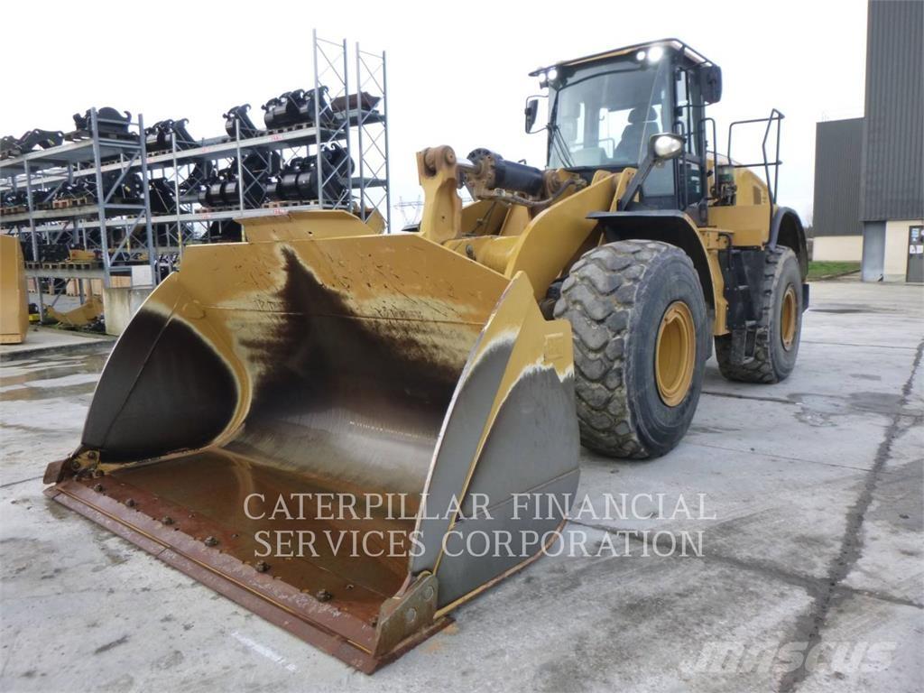 CAT 972M Carregadeiras de rodas