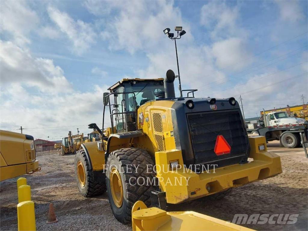 CAT 972M Carregadeiras de rodas