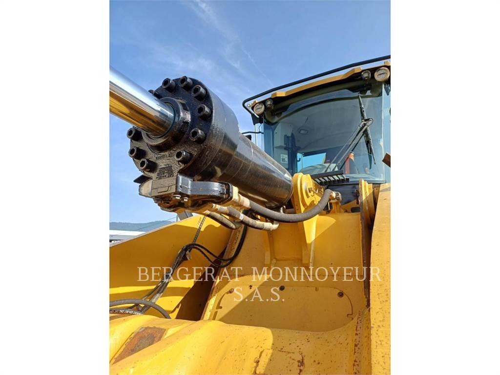 CAT 972M XE Carregadeiras de rodas