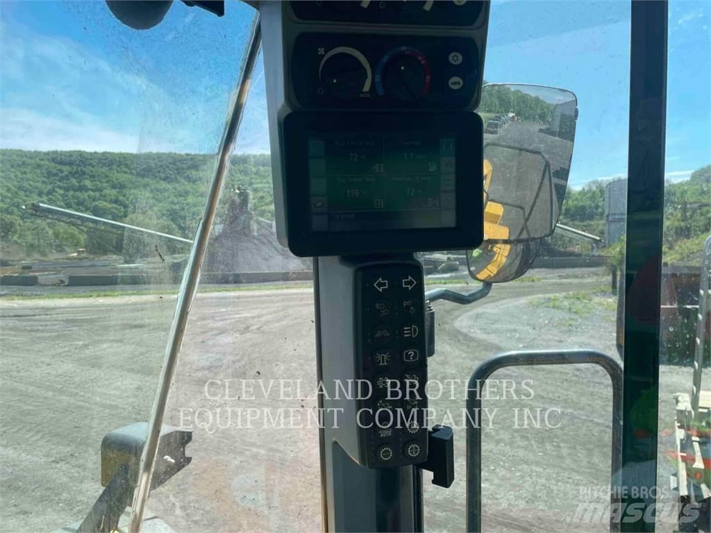 CAT 982M Carregadeiras de rodas