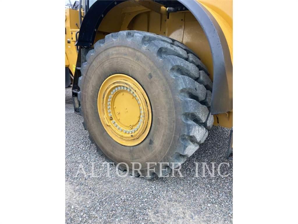 CAT 982M Carregadeiras de rodas