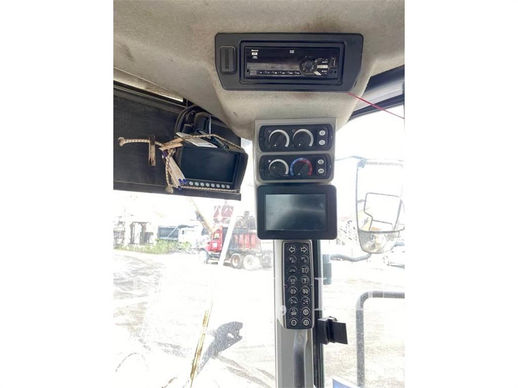 CAT 982M Carregadeiras de rodas