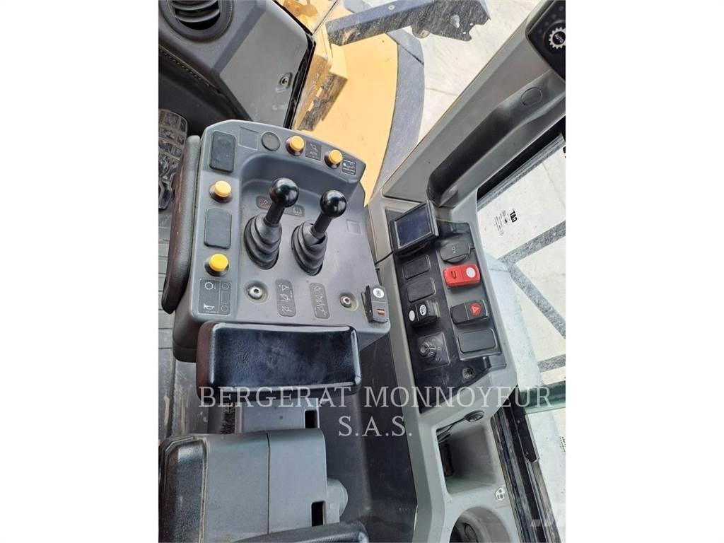 CAT 982M Carregadeiras de rodas