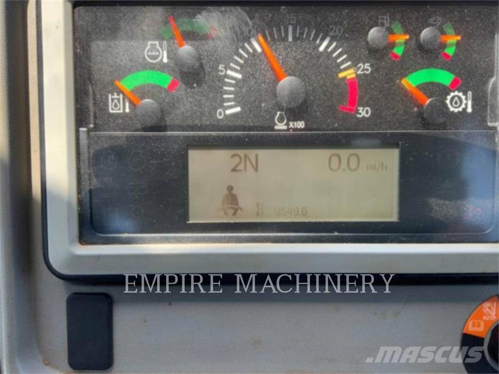 CAT 982M Carregadeiras de rodas