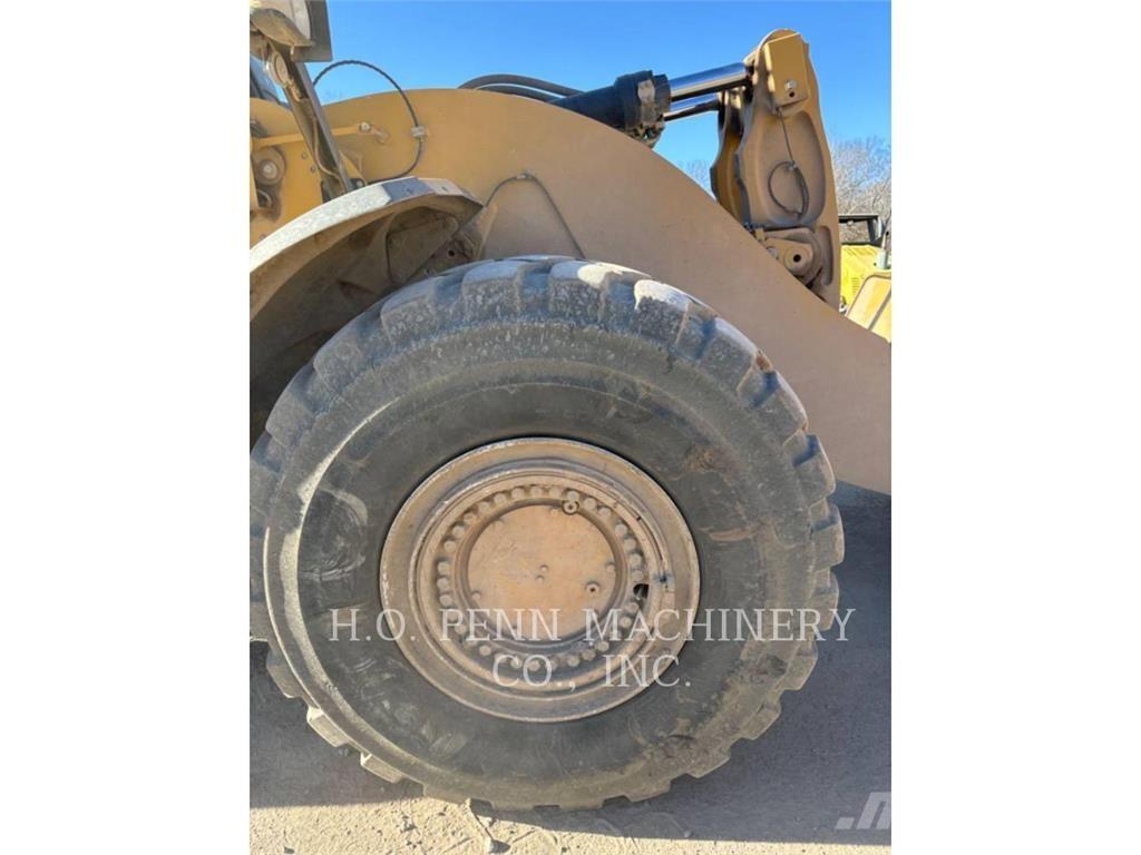 CAT 982M Carregadeiras de rodas