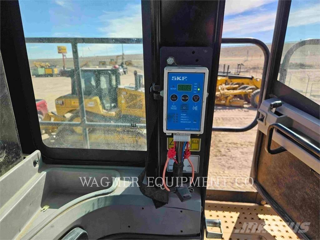 CAT 988K HL Carregadeiras de rodas
