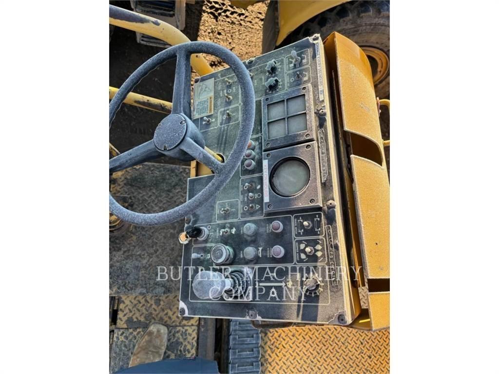 CAT AP-1000B Espalhadoras de asfalto
