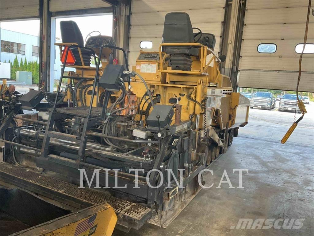 CAT AP-1055D Espalhadoras de asfalto