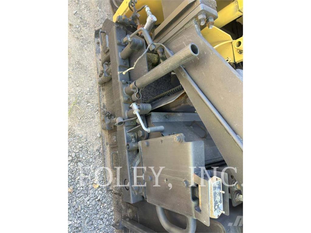 CAT AP-1055D Espalhadoras de asfalto