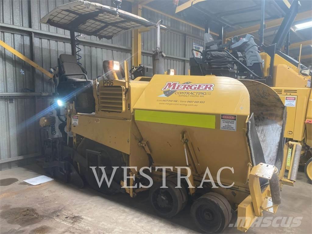 CAT AP-300 Espalhadoras de asfalto