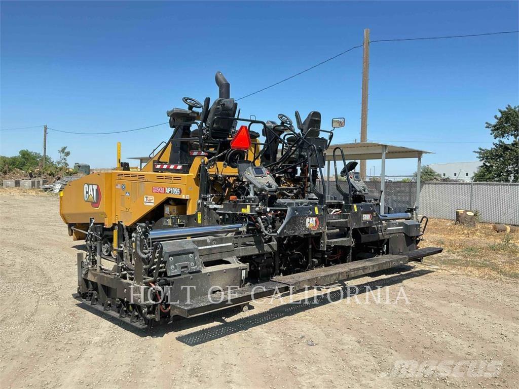 CAT AP1055 Espalhadoras de asfalto