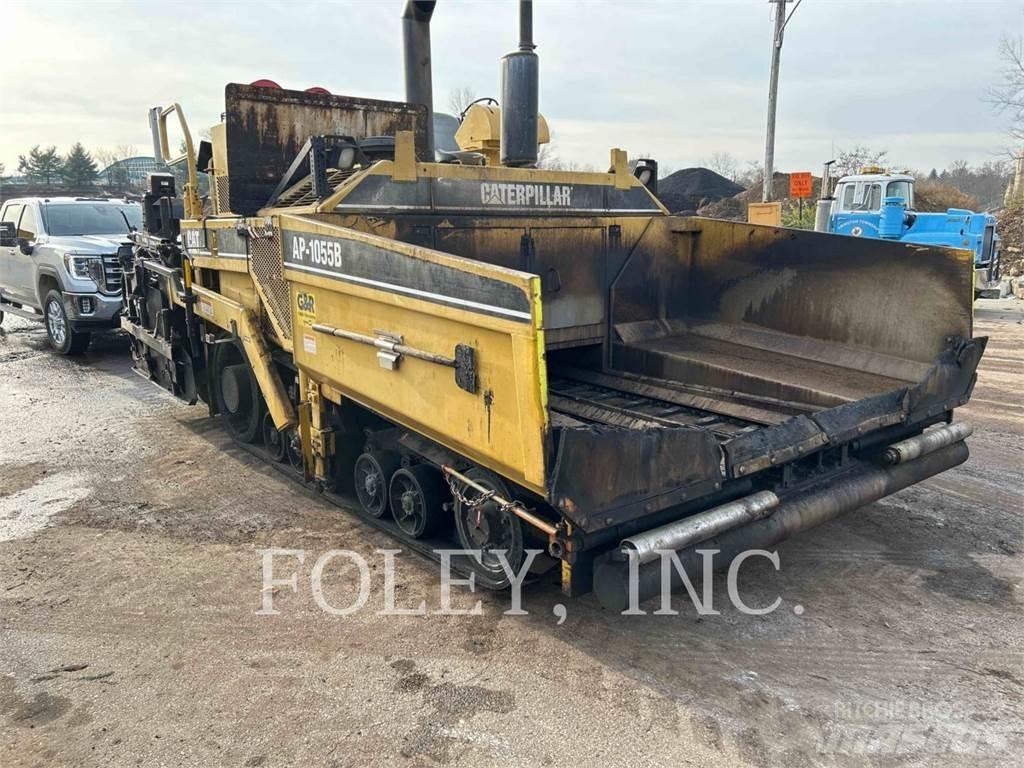 CAT AP1055B Espalhadoras de asfalto