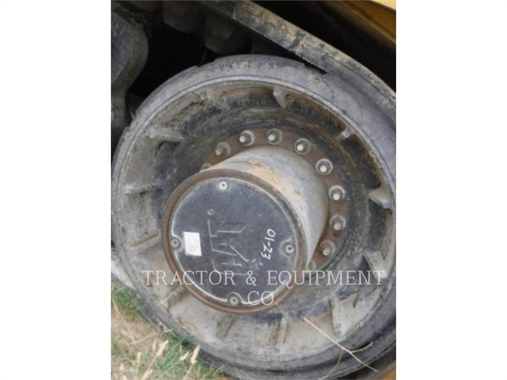 CAT AP1055D Espalhadoras de asfalto