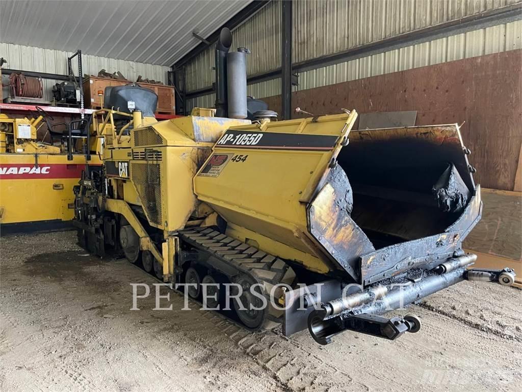 CAT AP1055D Espalhadoras de asfalto