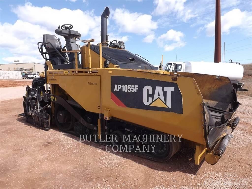 CAT AP1055F Espalhadoras de asfalto