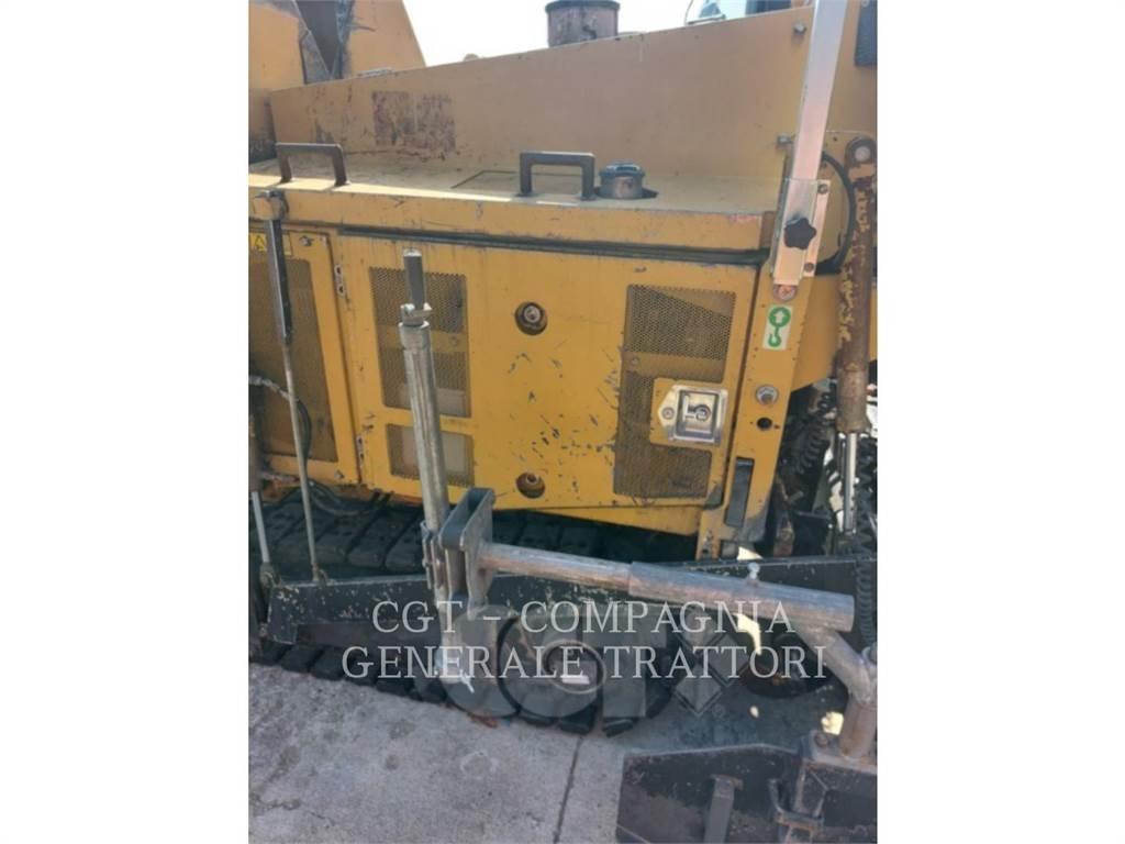 CAT AP255E Espalhadoras de asfalto